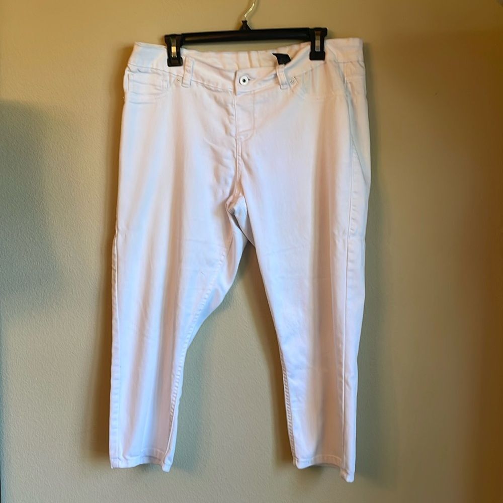 Westbound women’s cotton capri pant white size Large